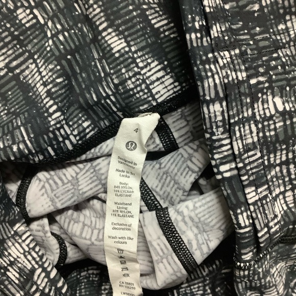 Lululemon Fast and Free High-Rise Tight 25" Lino Slide Alpine White Black Sz 4 - Picture 5 of 9